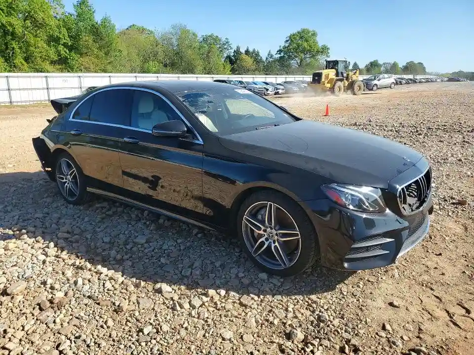 WDDZF4KBXHA253236 2017 MERCEDES-BENZ E 300 4MAT-3