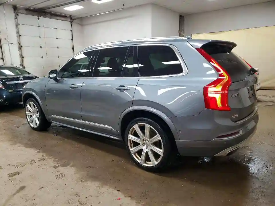YV4A22PL9K1441369 2019 VOLVO XC90-1
