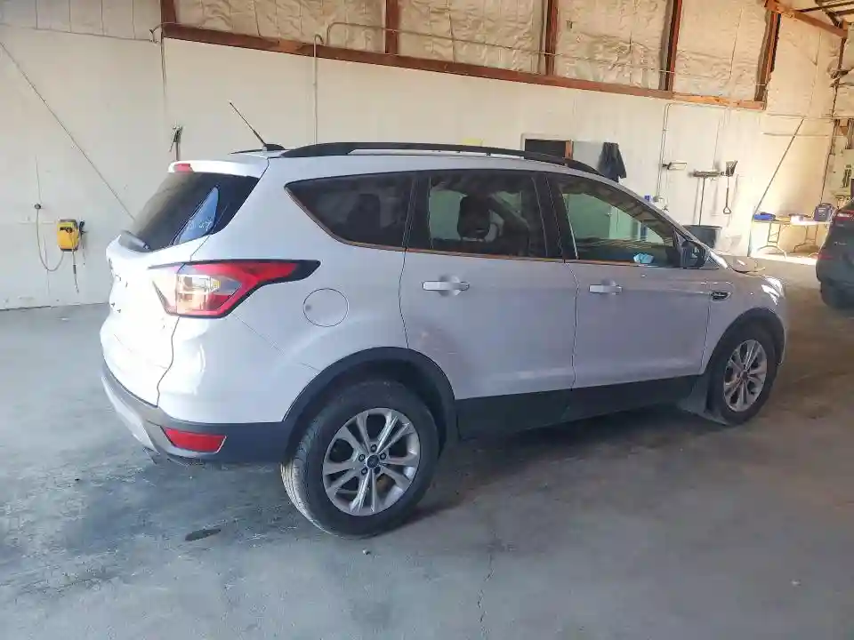 1FMCU0GD4JUA48021 2018 FORD ESCAPE-2