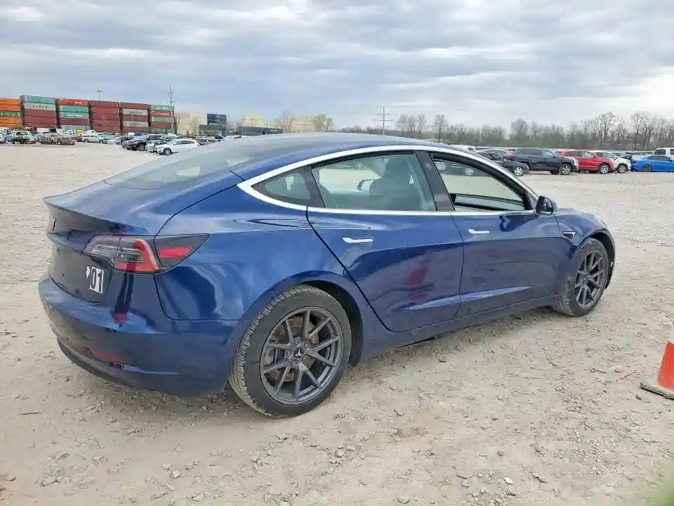 5YJ3E1EA9KF411858 2019 TESLA MODEL 3-2
