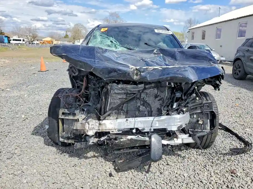5YM23ET01S9X45631 2025 BMW X6-4