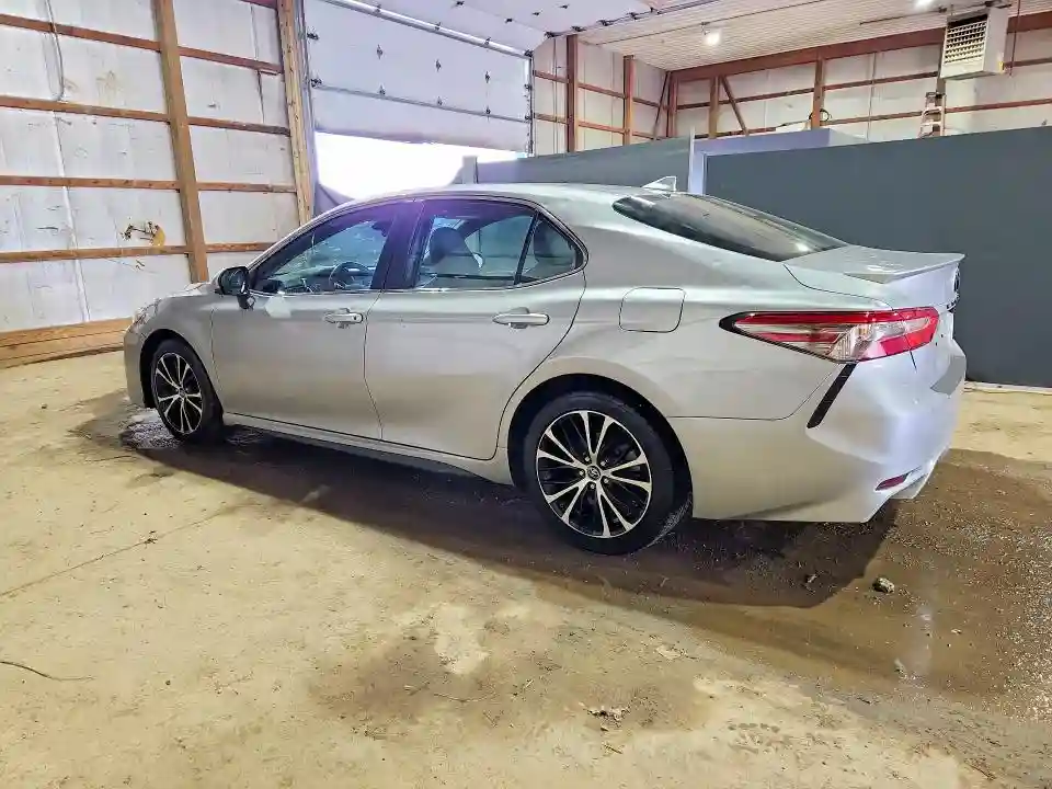 4T1B11HKXKU843163 2019 TOYOTA CAMRY-1