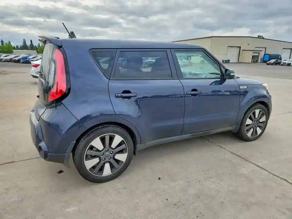 KNDJX3A53F7197239 2015 KIA SOUL-2