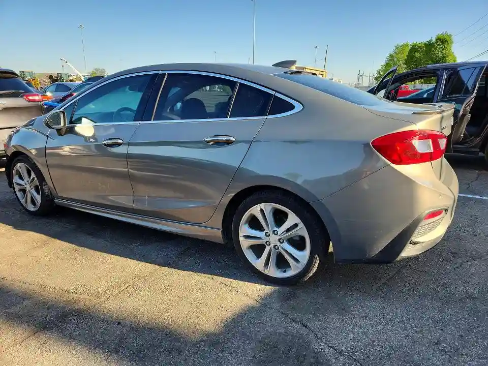 1G1BF5SM8H7195815 2017 CHEVROLET CRUZE-1