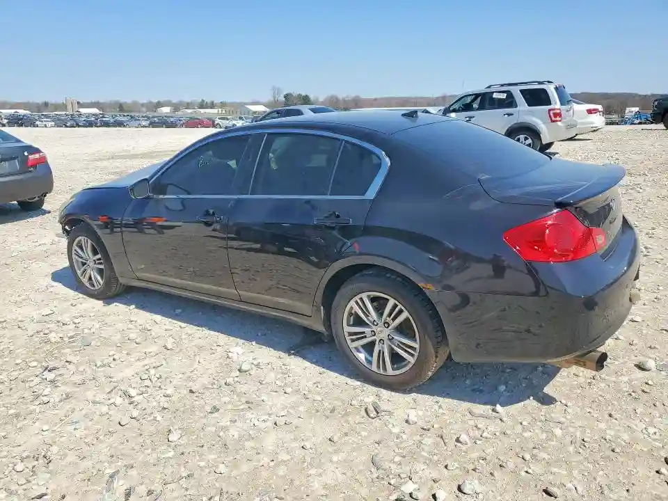 JN1CV6AR2DM350553 2013 INFINITI G37-1