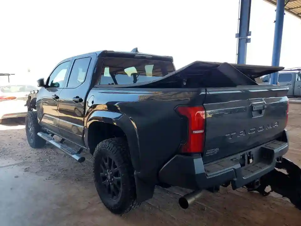 3TYKD5HN2RT003037 2024 TOYOTA TACOMA-1