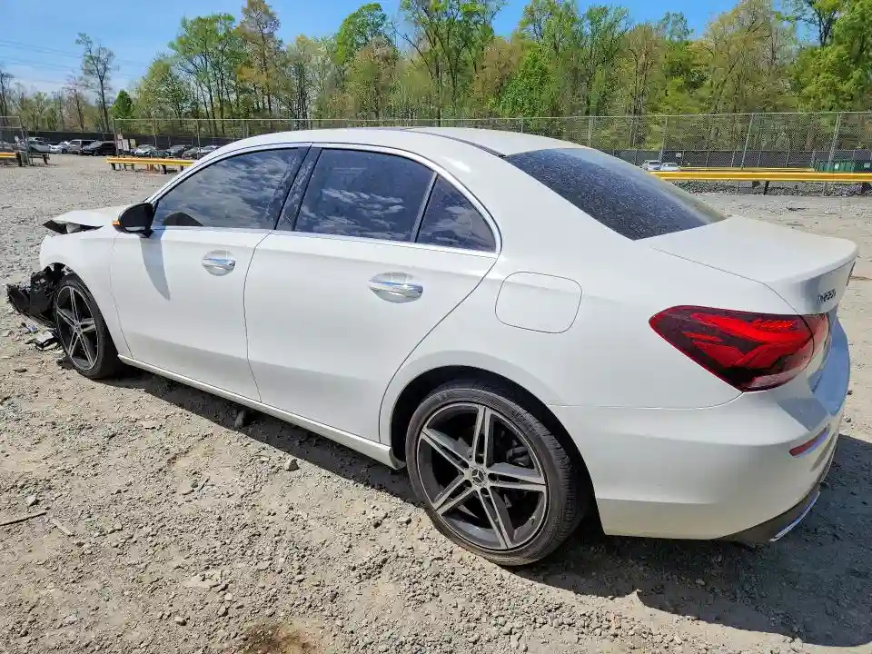 W1K3G4FB0NJ357002 2022 MERCEDES-BENZ A-CLASS-1