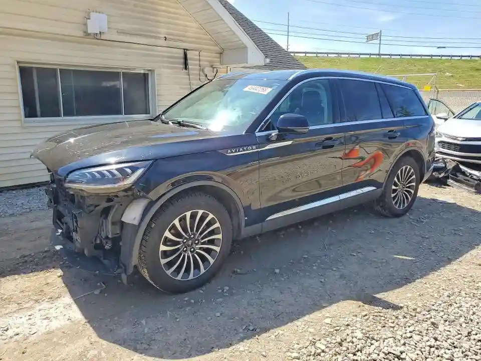 5LM5J6XC2PGL15477 2023 LINCOLN TOWNHOUSE AVIATOR-0