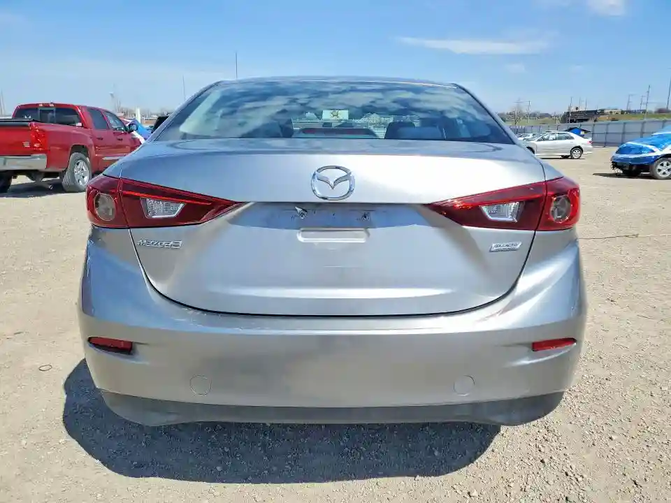 3MZBM1U75FM174448 2015 MAZDA 3-5