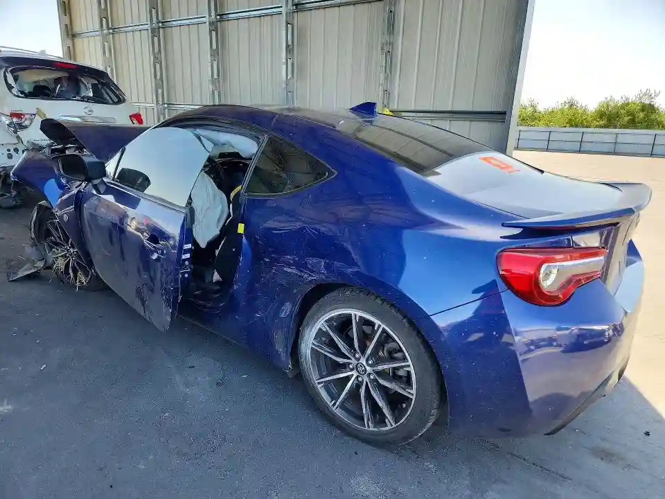 JF1ZNAA19K8700499 2019 TOYOTA 86-1