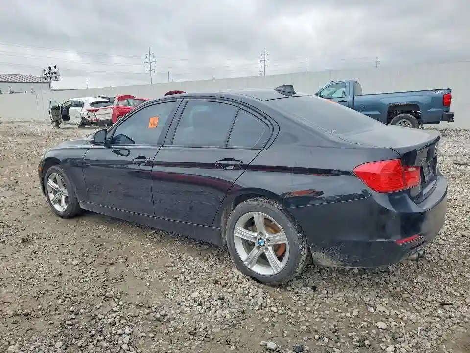 WBA3B5G52ENS10774 2014 BMW 3 SERIES-1