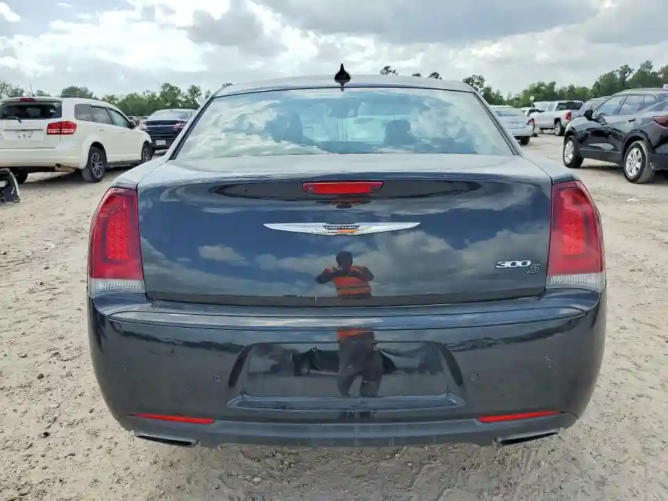 2C3CCABG6HH512068 2017 CHRYSLER 300-5