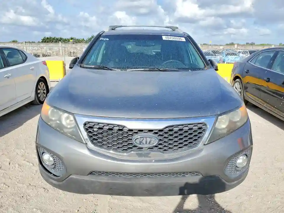 5XYKT3A63CG206447 2012 KIA SORENTO-4