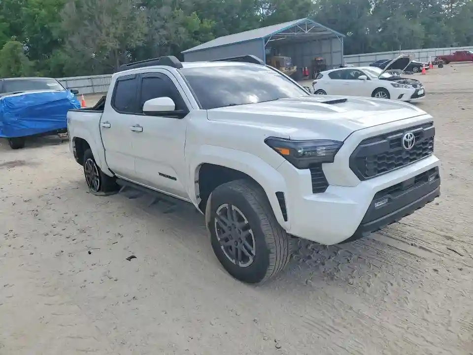 3TYKB5FNXRT005286 2024 TOYOTA TACOMA-3