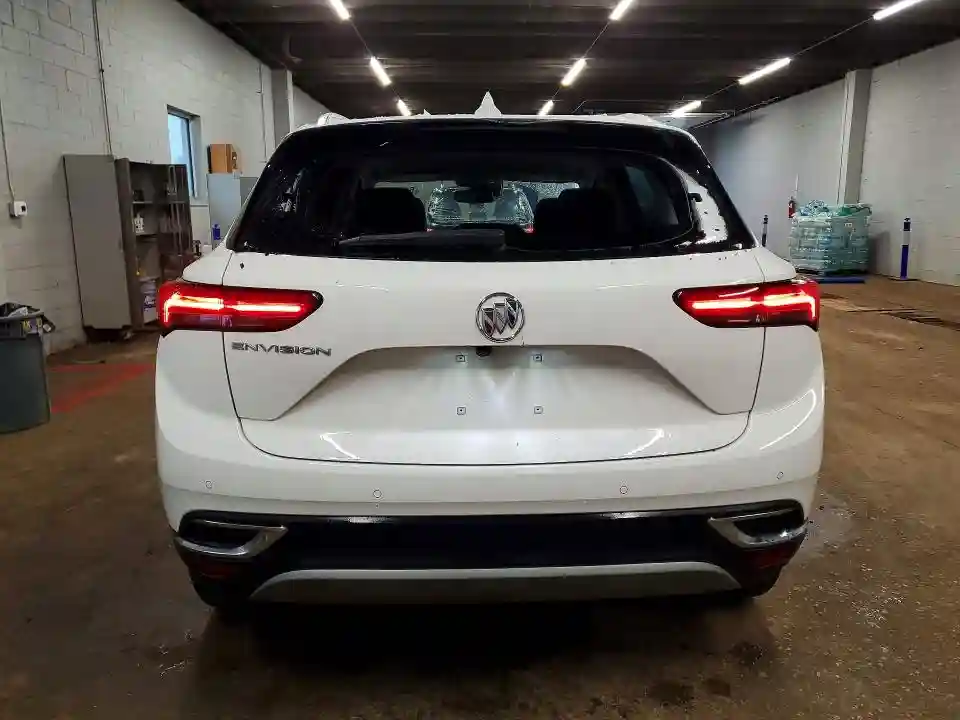 LRBAZLR47ND158626 2022 BUICK ENVISION-5