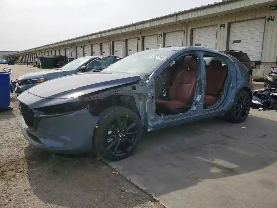 JM1BPBLL6T1860604 2026 MAZDA 3-0