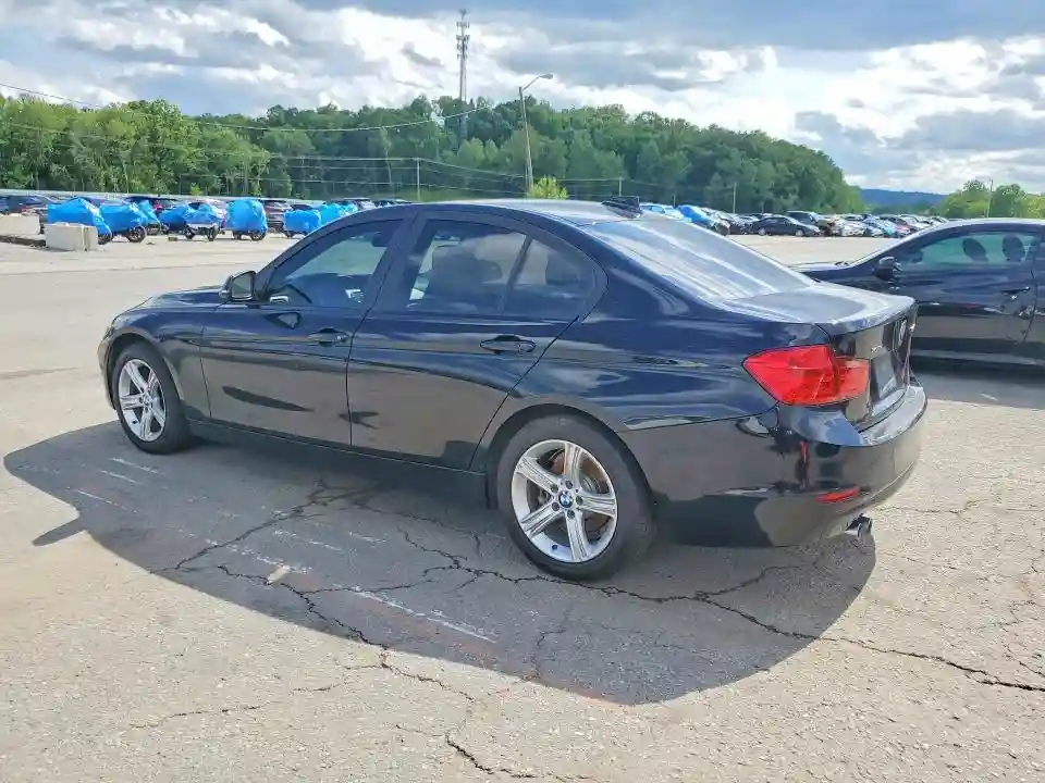 WBA3B3C58DF541961 2013 BMW 3 SERIES-1