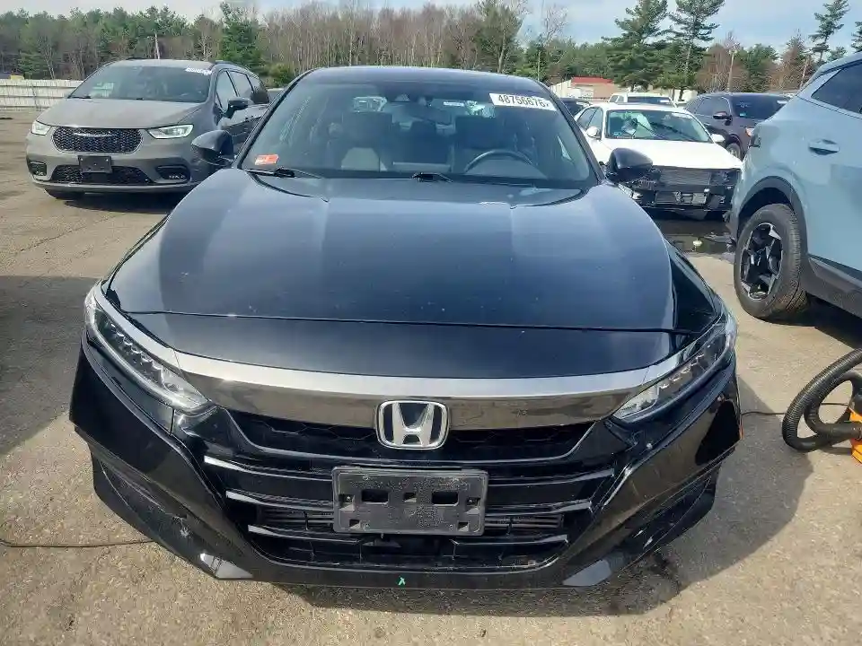 1HGCV2F3XKA005927 2019 HONDA ACCORD-4