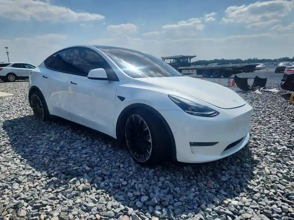7SAYGDEF2NF452501 2022 TESLA MODEL Y-3