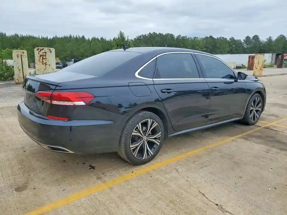 1VWSA7A36MC007947 2021 VOLKSWAGEN PASSAT-2