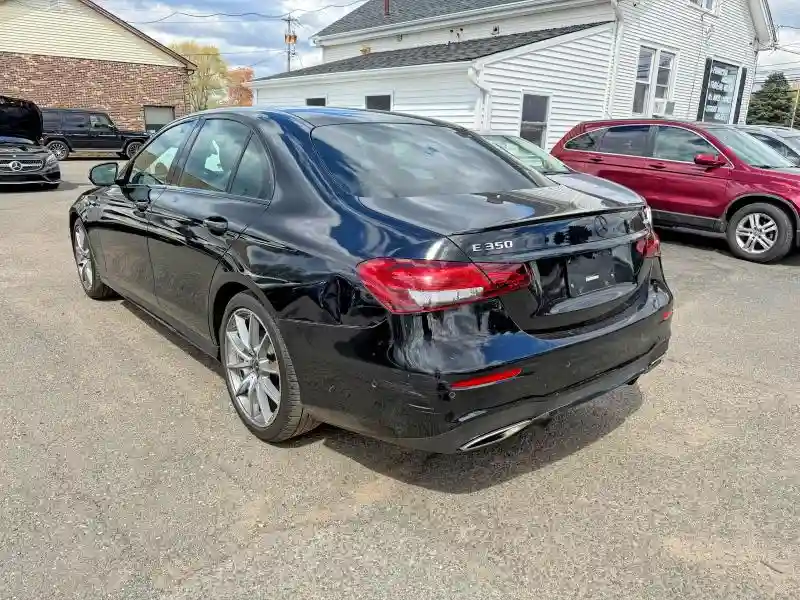 W1KZF8EB3NB020775 2022 MERCEDES-BENZ E-CLASS-1