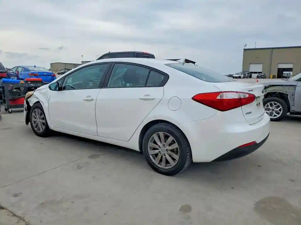 KNAFX4A60F5415277 2015 KIA FORTE-1