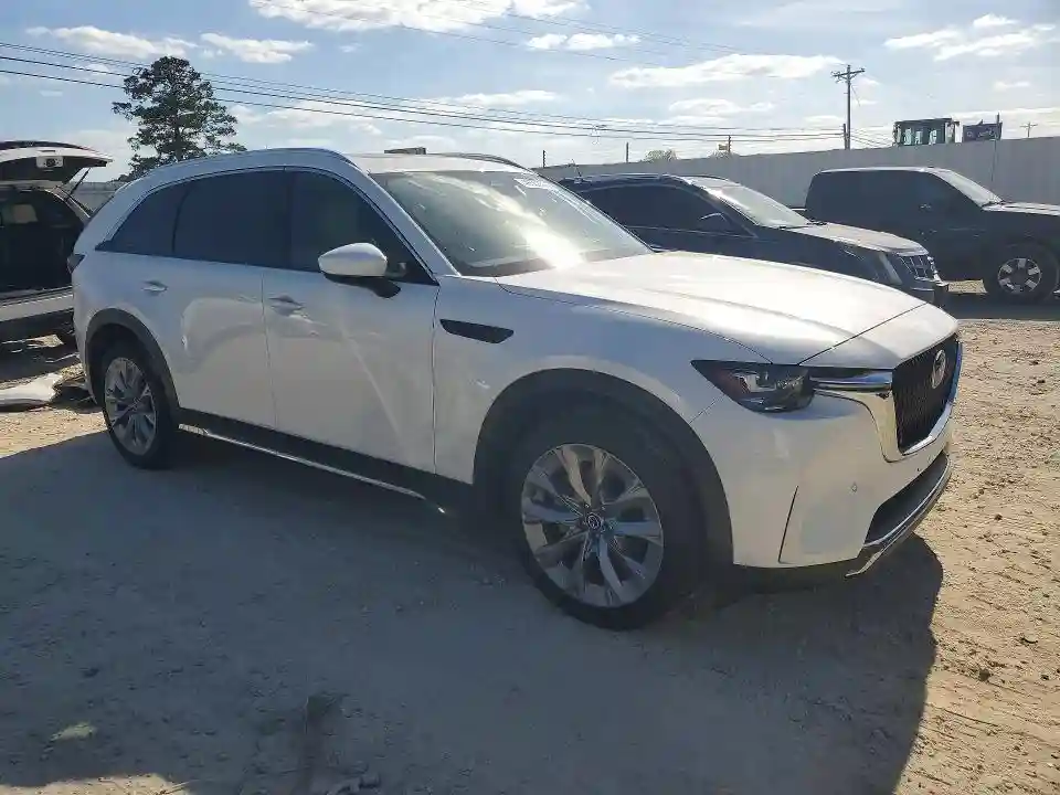 JM3KKDHD3R1183944 2024 MAZDA CX-90-3