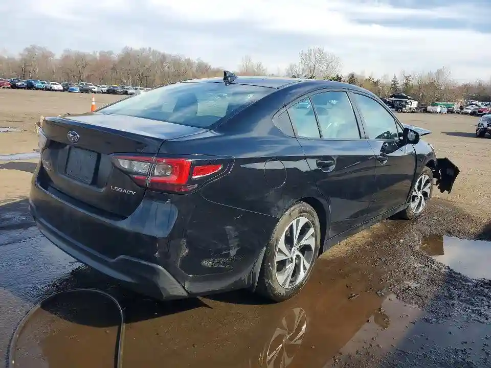 4S3BWAF65R3007451 2024 SUBARU LEGACY-2