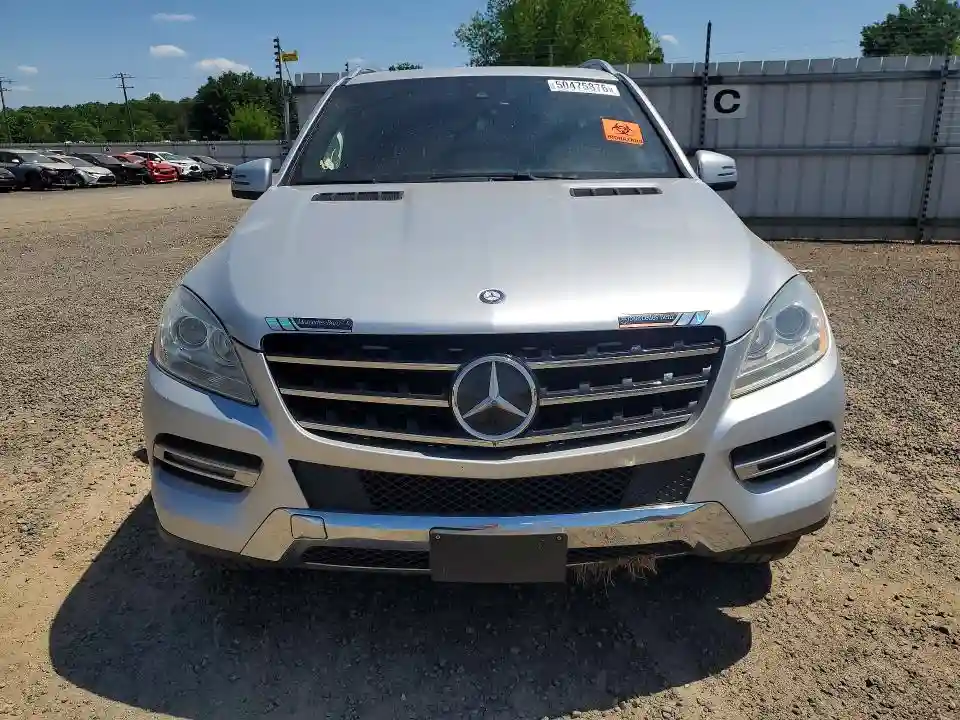 4JGDA5HB2DA198643 2013 MERCEDES-BENZ M-CLASS-4