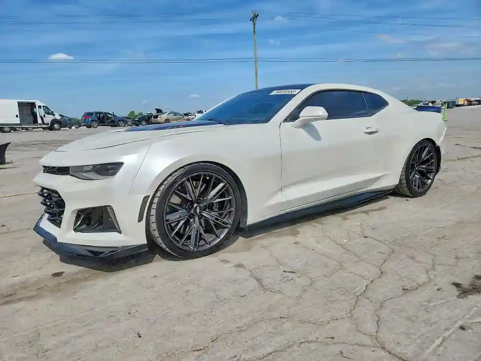 1G1FK1R65J0126205 2018 CHEVROLET CAMARO-0
