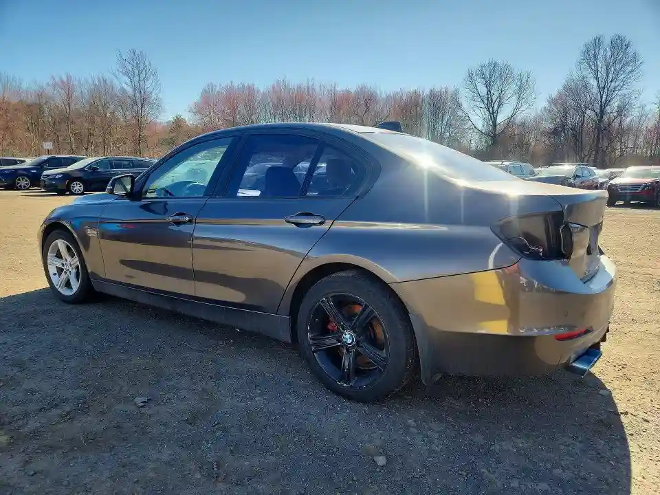 WBA3B5C51FF960555 2015 BMW 3 SERIES-1
