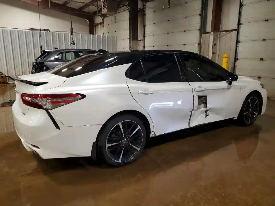 4T1B61HK9KU239489 2019 TOYOTA CAMRY-2