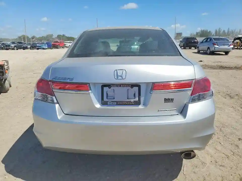 1HGCP2F63CA183653 2012 HONDA ACCORD-5