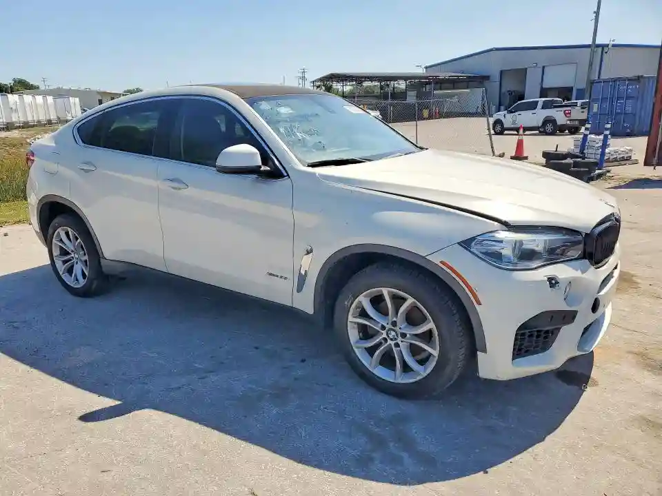 5UXKU2C56G0N82808 2016 BMW X6-3