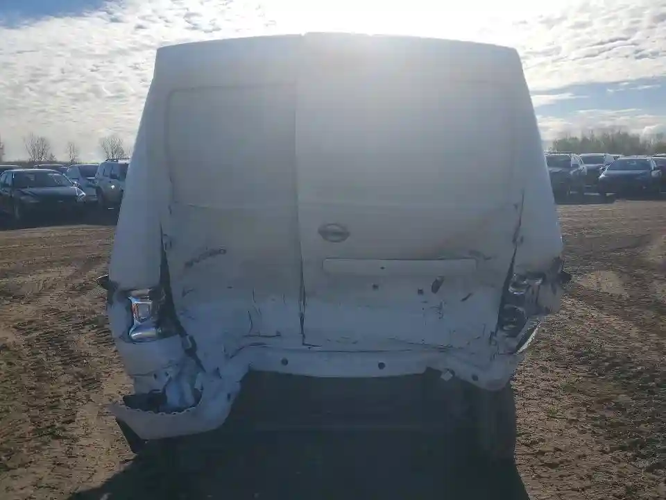 3N6CM0KN6GK698253 2016 NISSAN NV-5
