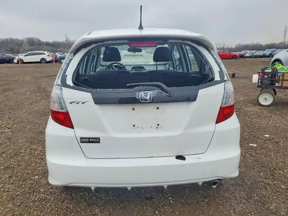 JHMGE8H57BS005250 2011 HONDA FIT-5