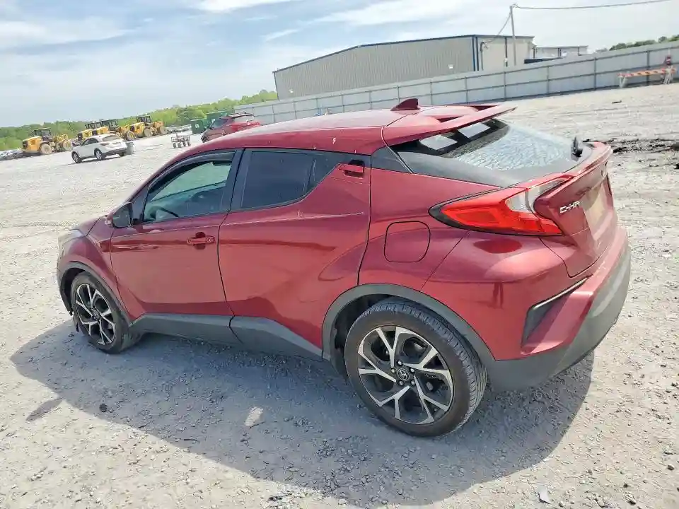NMTKHMBX3JR001384 2018 TOYOTA C-HR-1