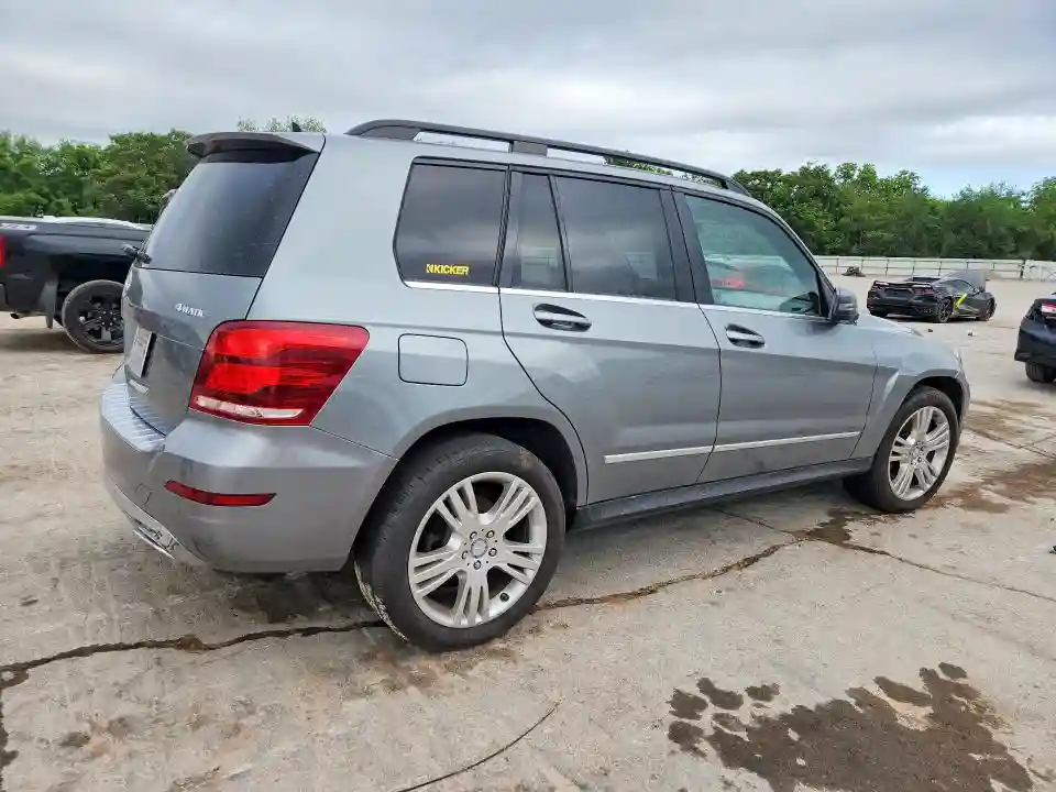 WDCGG8JB9FG381379 2015 MERCEDES-BENZ GLK-CLASS-2