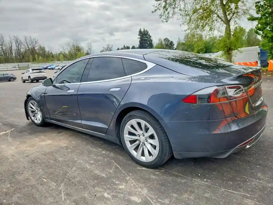 5YJSA1E26GF133167 2016 TESLA MODEL S-1