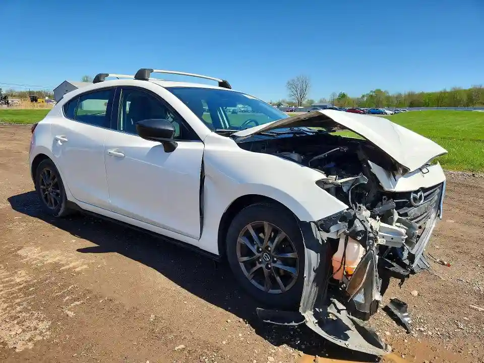 3MZBM1L76GM273587 2016 MAZDA 3-3