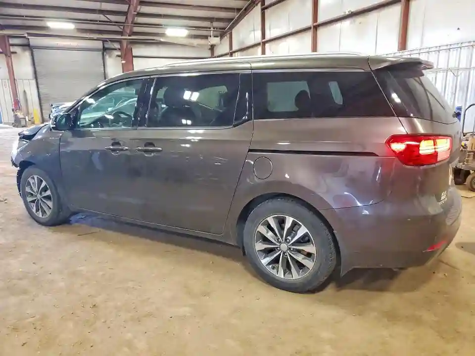 KNDMC5C19G6170889 2016 KIA SEDONA-1