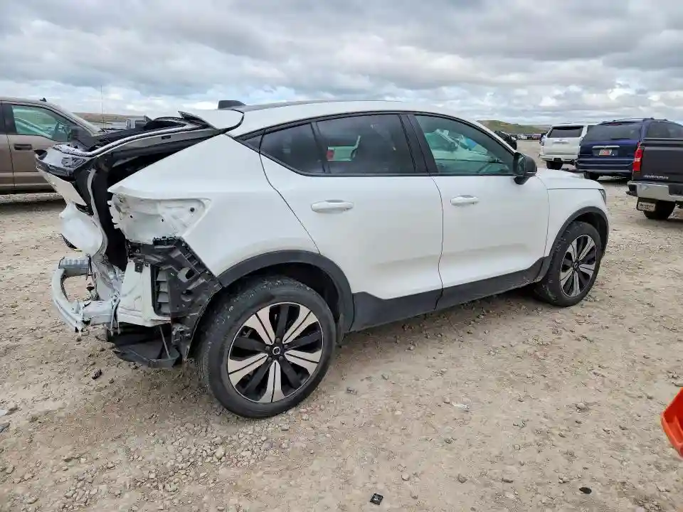 YV4ED3GL7P2053639 2023 VOLVO C40-2