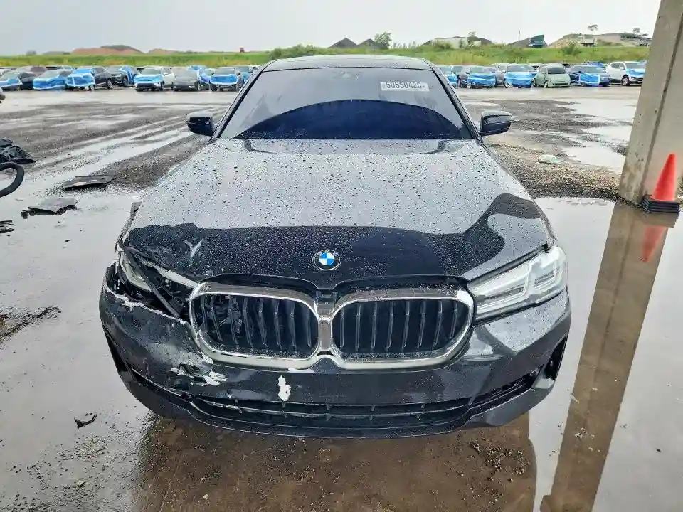 WBA53BH05NCK27457 2022 BMW 5 SERIES-4