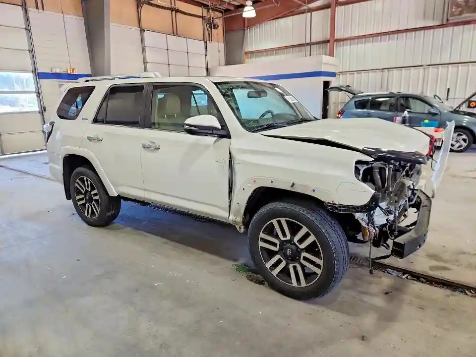 JTEBU5JR0H5433237 2017 TOYOTA 4RUNNER-3