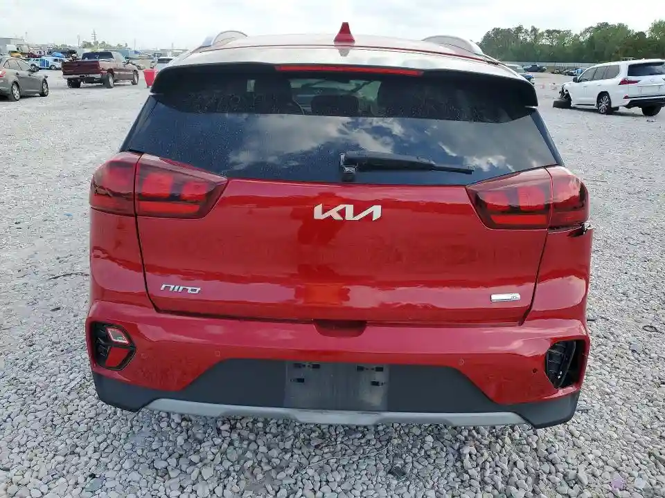 KNDCB3LC8N5512081 2022 KIA NIRO-5