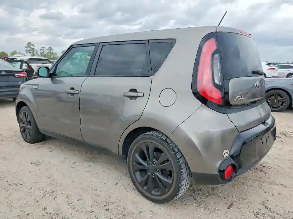 KNDJP3A56G7307203 2016 KIA SOUL-1