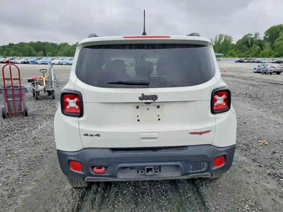 ZACNJBC17KPK13038 2019 JEEP RENEGADE-5
