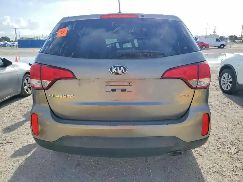 5XYKT3A6XEG535990 2014 KIA SORENTO-5