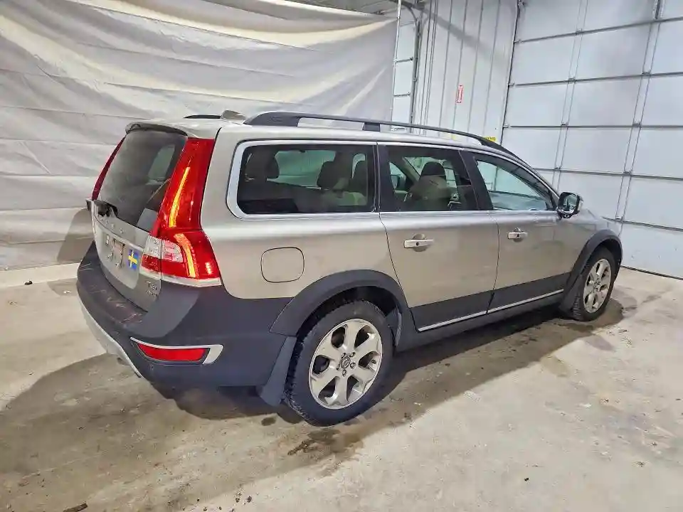 YV4902NC6F1194295 2015 VOLVO XC70-2