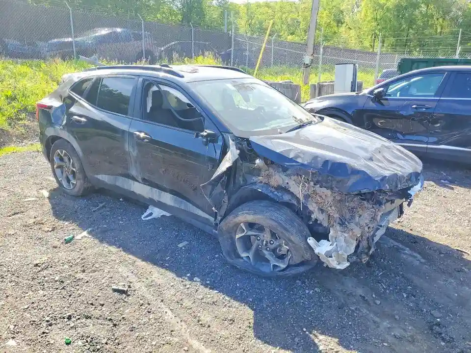KL77LHEP3SC232536 2025 CHEVROLET TRAX-3